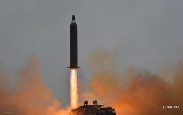 Shimoliy Koreya bir nechta raketa uchirdi