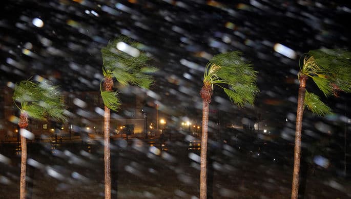 «Irma» dovulida shamol tezligi aqlbovar qilmas darajaga yetdi