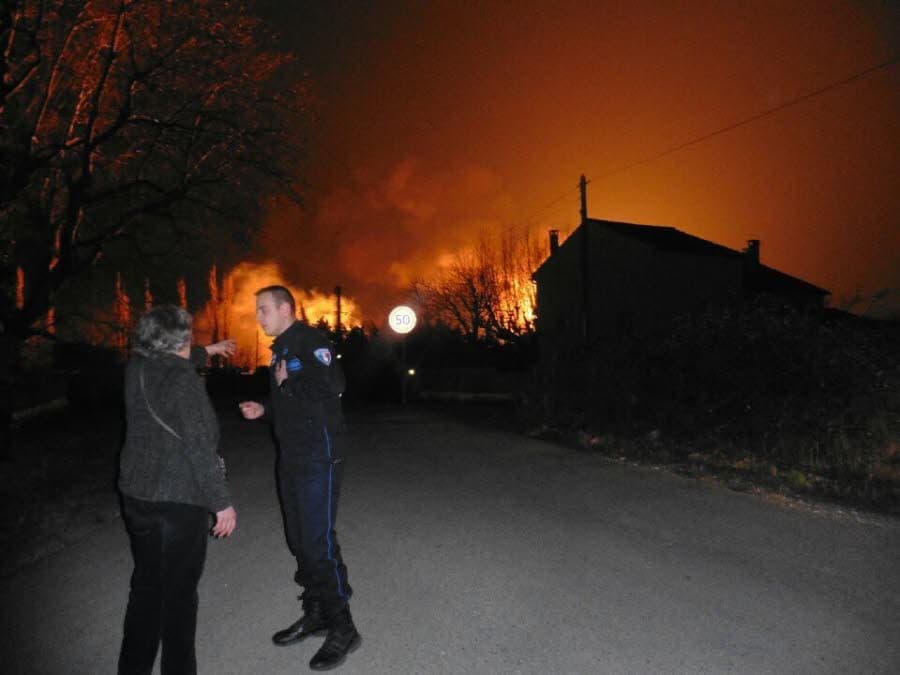 Fransiyada gaz ballonlari omborida portlash yuz berdi