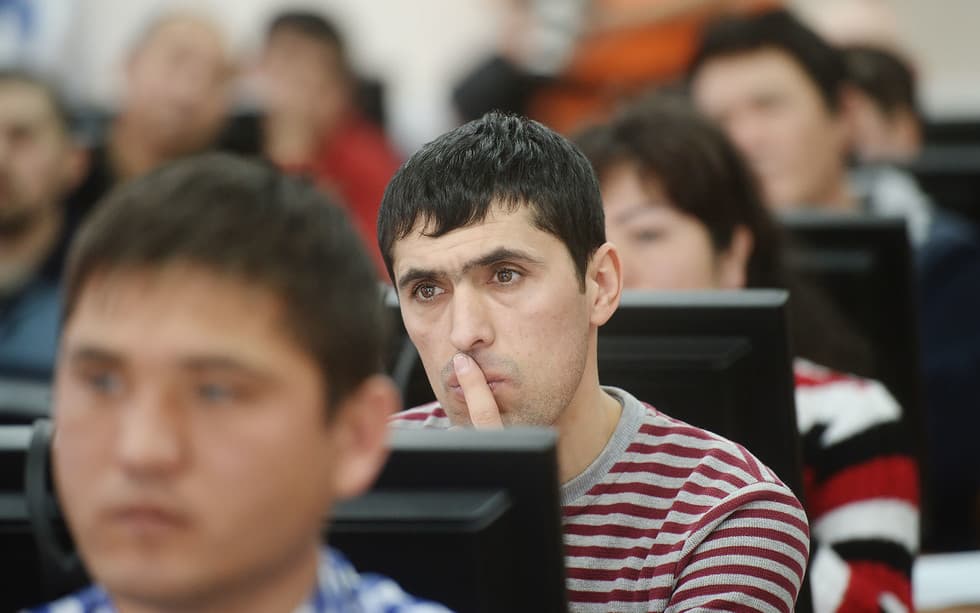 Россияда ишлаш истагида бўлган ўзбекистонликлар аниқ иш жойлари билан таъминланадилар