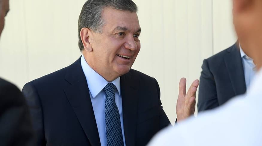 Мирзиёев Урганч халқаро аэропорти фаолиятини такомиллаштириш бўйича кўрсатмалар берди