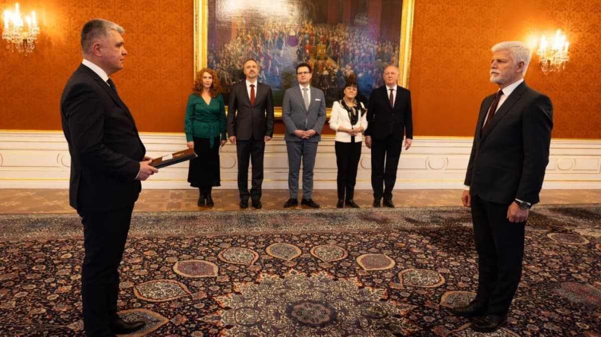 Uzbekistan appoints new ambassadors to Czechia and Slovenia