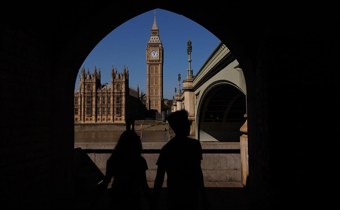 London Rossiya mudofaa sektoriga qarshi sanksiyalarni kengaytirdi