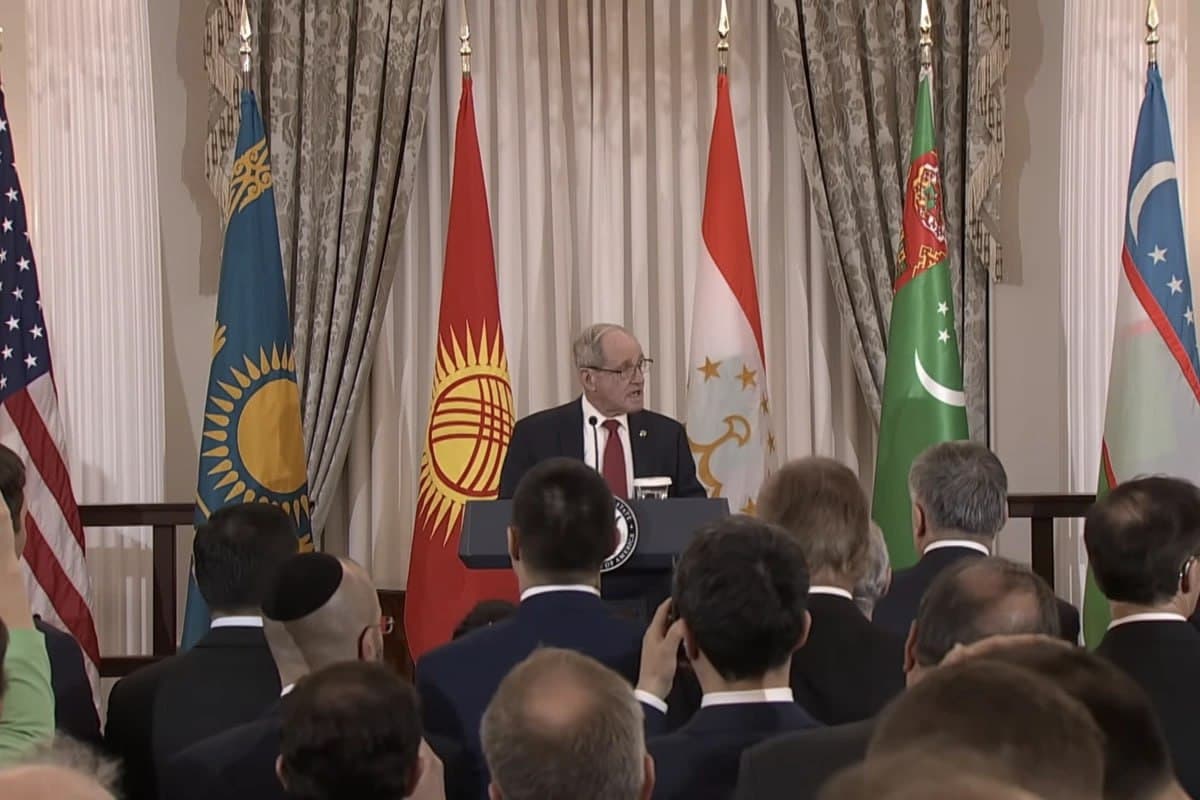 AQSh senatori Markaziy Osiyo uchun Jyekson-Venik qonunini bekor qilishni taklif etdi