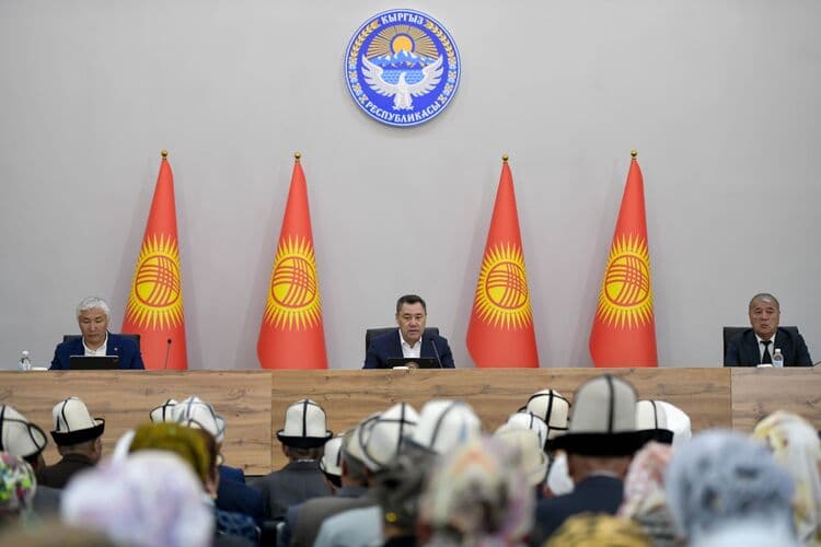 Qirg‘izistonda viloyat va tumanlar tugatilib, okruglar tashkil etiladi