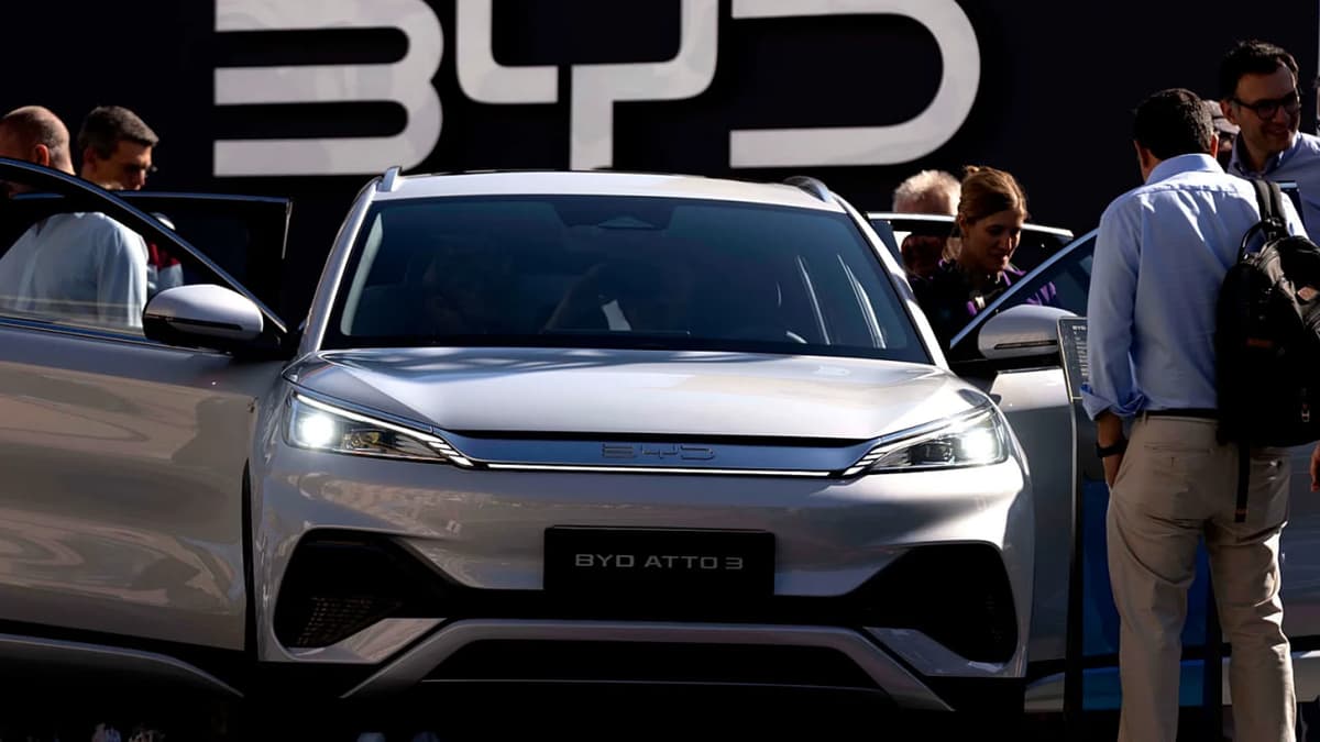 BYD yillik sotuv rejasini kamaytirdi