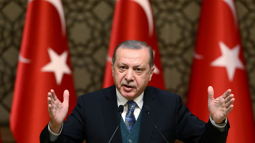 Erdo‘g‘an: «Niqoblarni yechish payti keldi»