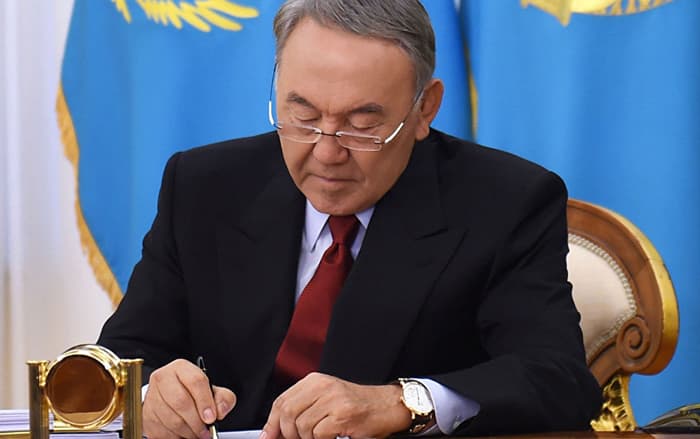 Qozog‘iston prezidenti Yer kodeksi bandlarining ijrosini to‘xtatuvchi qonunni imzoladi