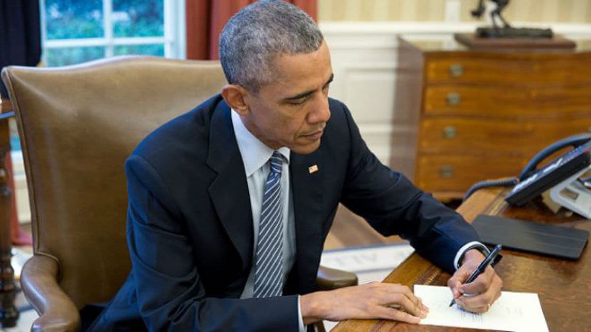 Obama Rossiyaga qarshi yangi sanksiyalar kiritdi