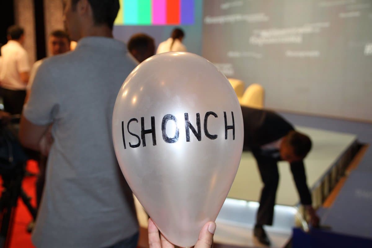 «Shishirilgan ishonch» - «Chiroqlari singan press-klub»dagi tomosha voqeasi