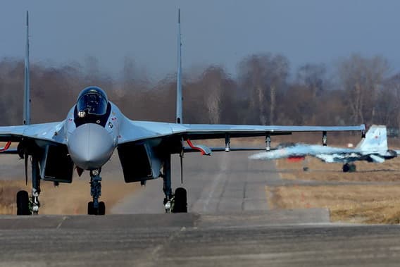 Putin Suriyadagi havo kuchlarini qayta joylashtirishga ruxsat berdi