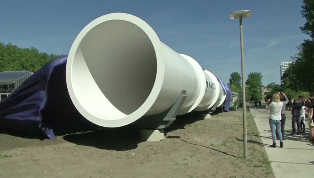Niderlandiyada Hyperloop tizimining sinov quvuri namoyish qilindi