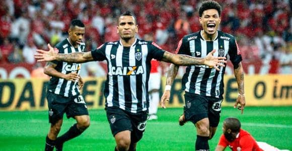 «Quruq barg». Futbolchi burchak to‘pidan to‘g‘ri darvozani nishonga oldi