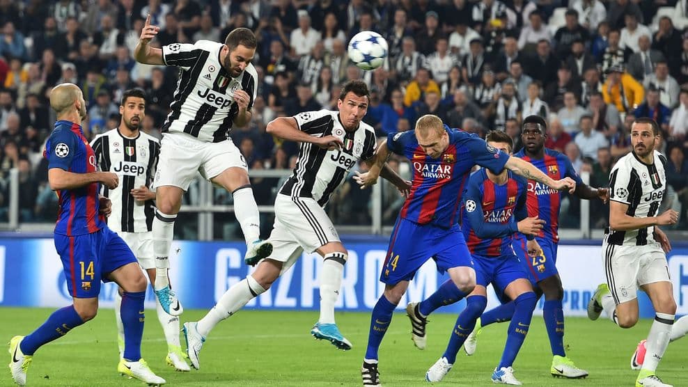 «U qanday qilib «Barsa» libosini kiyib yuribdi?» Jyerrard «Barselona» futbolchisini keskin qoraladi