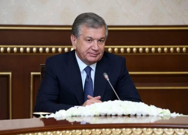 Shavkat Mirziyoyev Sooranbay Jeenbekovni tabrikladi