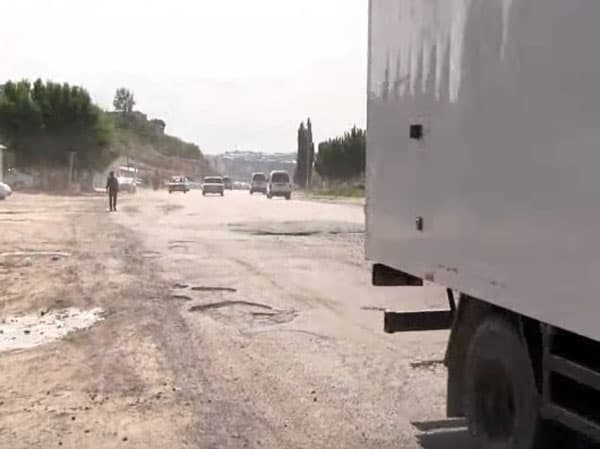 Namanganga tashrif: markaziy va ichki yo‘llar ta'miri borasidagi savollarga javob olindi