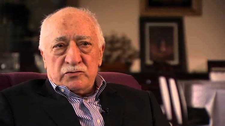 Gulen Erdo‘g‘anni avtoritarizmda aybladi