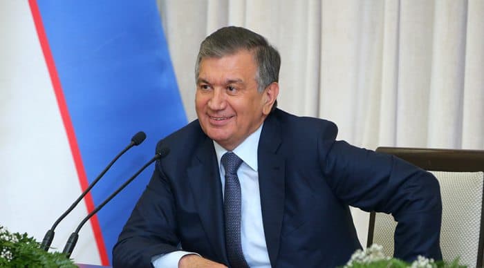 Shavkat Mirziyoyev temiryo‘lchilarga tabrik yo‘lladi