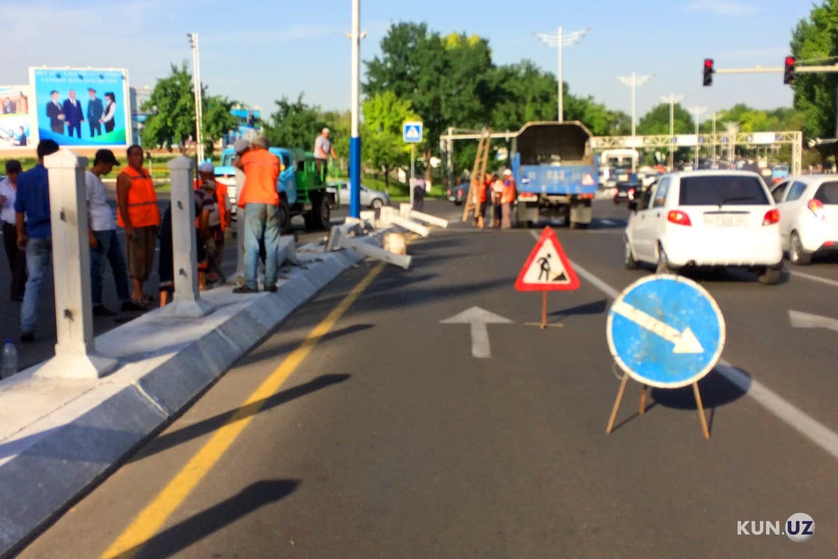 Mustaqillik shoh ko‘chasida yo‘lni ajratib turuvchi metall to‘siqlar olib tashlandi (foto)
