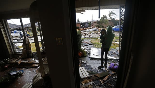 Texasga tornadolar seriyasi yopirildi