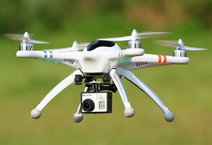 O‘zbekistonda dronlardan foydalanish uchun 10 yilga qamash taklif qilindi