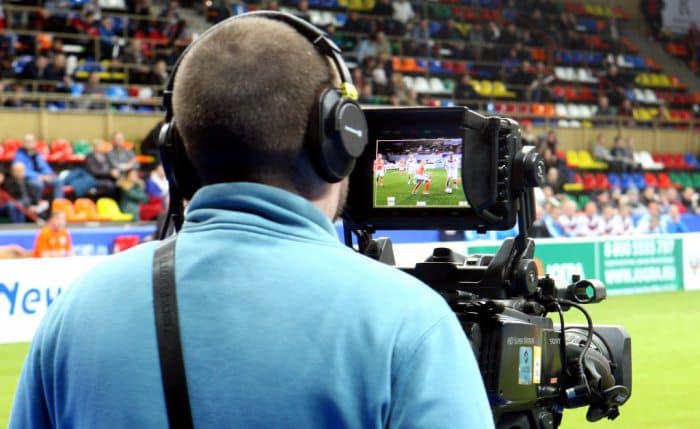 Yangi davr boshlanmoqda: Bugun ilk bor hakam FIFA turnirida videotakrordan foydalandi