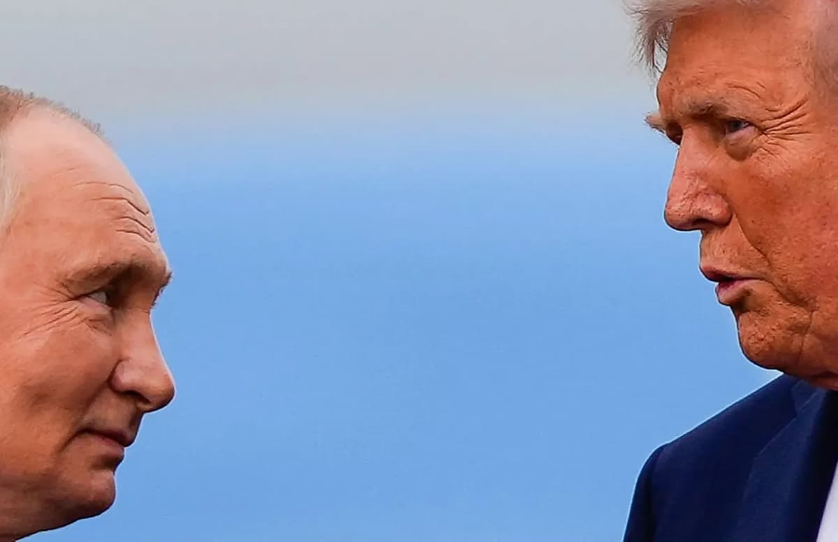 Путин ва Трамп Украинадаги уруш, Россия ва АҚШ муносабатларини тиклашни муҳокама қилди