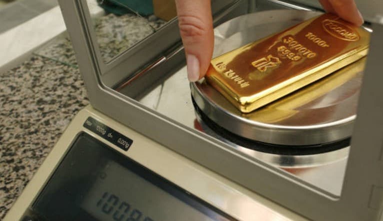 Tojikiston milliy banki oltin yombilarni sotuvga chiqardi   
