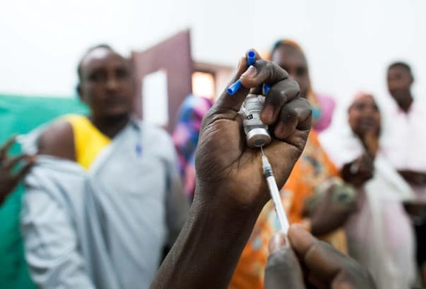 Qotil-vaksina: Bezgakdan dori epidemiyaga olib keldi