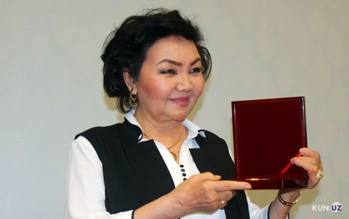 Fotoreportaj: Xalq shoirasi Halima Xudoyberdiyeva «El-yurt hurmati» ordeni bilan taqdirlandi