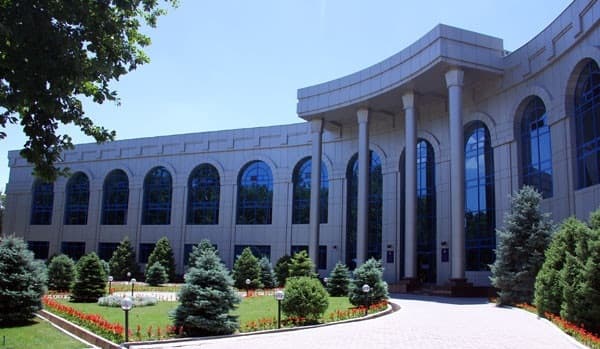 Soliqchilar uchun 195 ta xizmat uy-joyi quriladi