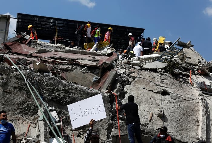 Meksikadagi zilziladan keyin vulqonlardan biri harakatga keldi 