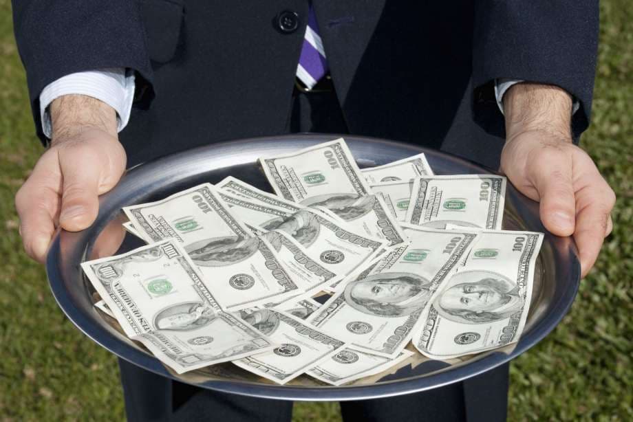 Dunyodagi eng badavlat 8 kishi 8 mlrd dollarga boyidi