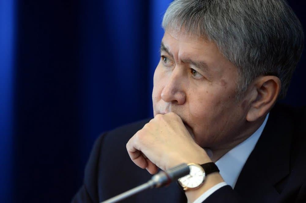 Atambayev Rossiya harbiy bazasi Qirg‘iziston hududidan “ketishi lozimligi”ni ma'lum qildi