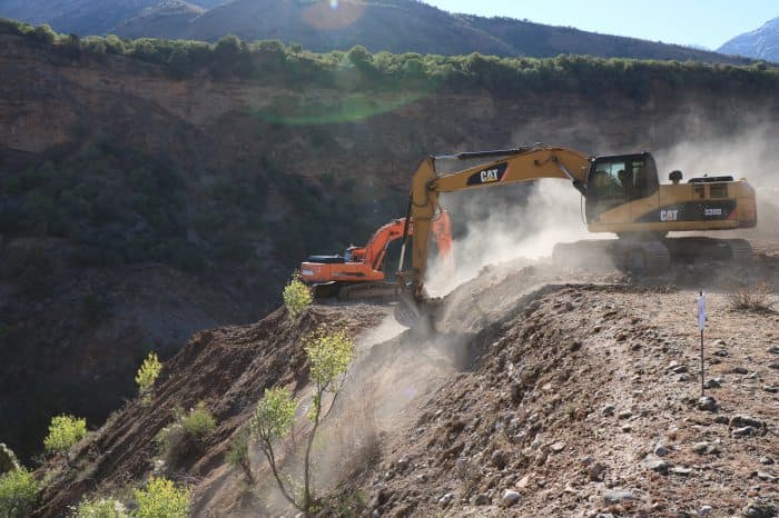 Foto: Pskem daryosida yirik GES qurilmoqda