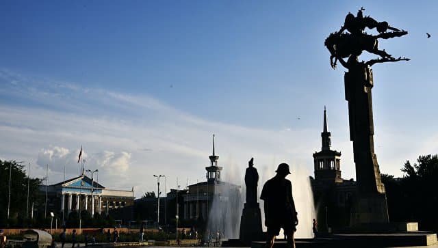Medvedev Bishkekka keldi. Qirg‘iziston poytaxtida YeOII majlisi