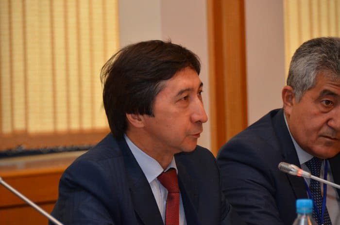 Alisher Shayxov yangi elchi sifatida Londonga jo‘nab ketdi