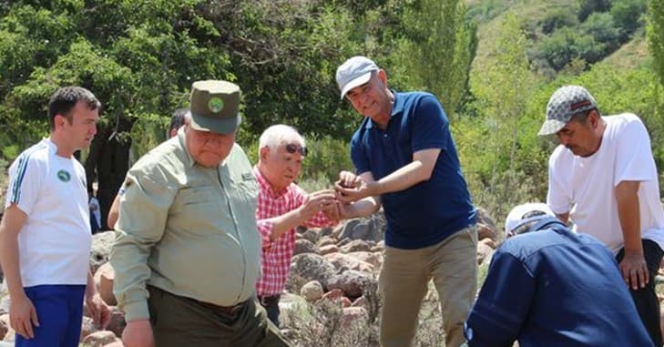 ЎзМУ ректори амалиёт ўтаётган талабалар шароити билан яқиндан танишди