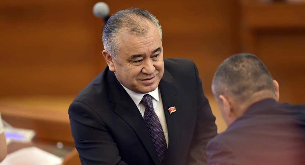 OAV: O‘murbek Tekebayev Kiprda Kurmanbek Bakiyev bilan uchrashdi