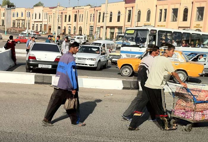 “Chinni bozor”dagi yuk tashuvchi hamkasbini pichoqlab qo‘ydi