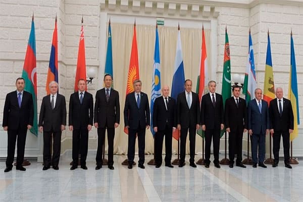 Абдулазиз Комилов Сочидаги мажлисда иштирок этди