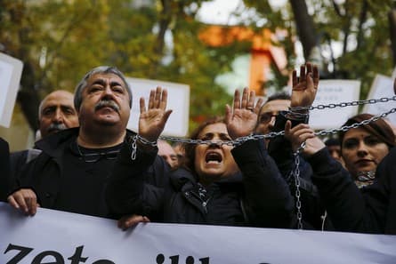 Turkiyada 42 jurnalistni hibsga olish uchun order berildi