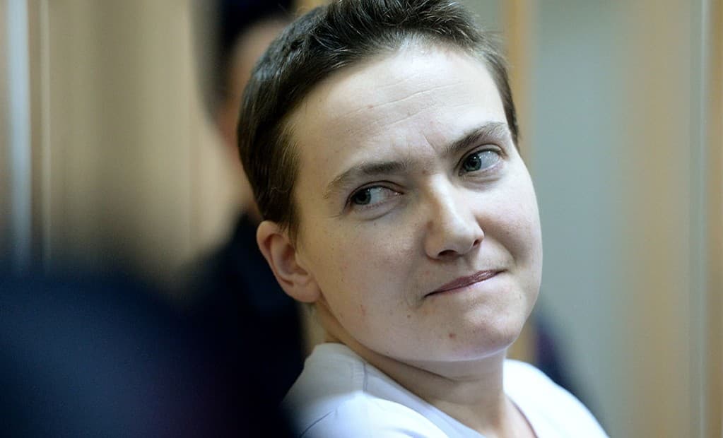 Savchenko onasidan Kiyev hukumati taqdim etgan yerni qaytarishni so‘raydi