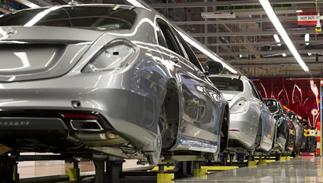 Daimler бир миллиондан кўпроқ машинасини қайтариб олмоқда 