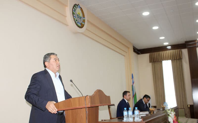 Qashqadaryoda viloyat hokimi shahrisabzlik yoshlar bilan uchrashdi 