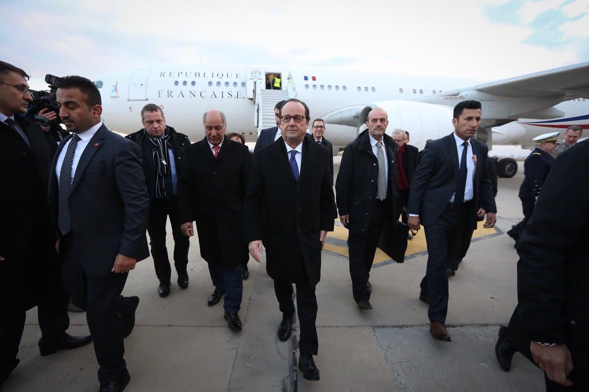 Fransiya prezidenti Iroqqa keldi