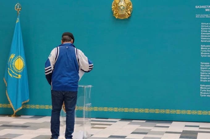 Qozogʻiston Qurultoyiga ilk saylovda hukmron «Adolat» partiyasi gʻalaba qozondi