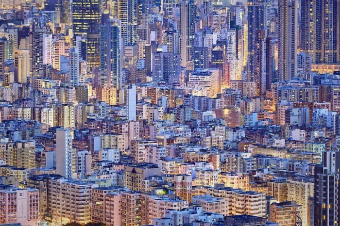 Shafaq shu'lasida suratlarga muhrlangan Hong Kong tabiati