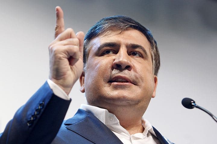 Saakashvili Poroshenkoni marhum turkmanboshiga qiyosladi