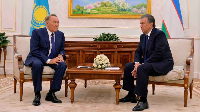 Shavkat Mirziyoyev va Nursulton Nazarboyev o‘rtasida telefon orqali muloqot bo‘lib o‘tdi